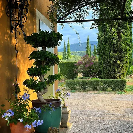 Le Pavillon De Galon Guest house